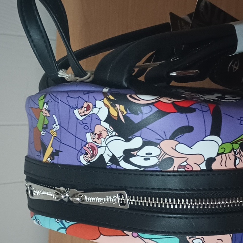 A Goofy Movie Loungefly Backpack NWT - Picture 11 of 11